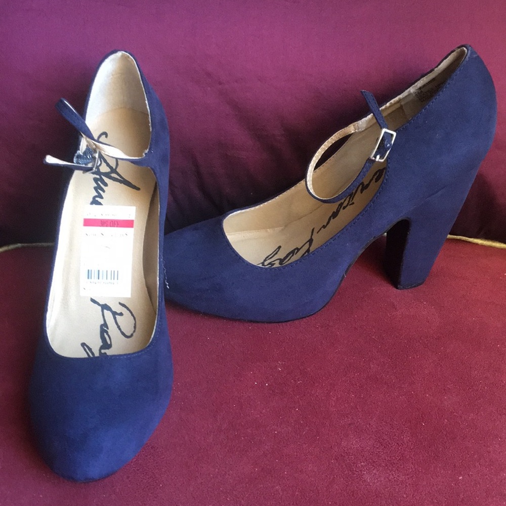 Blue suede chunky heels